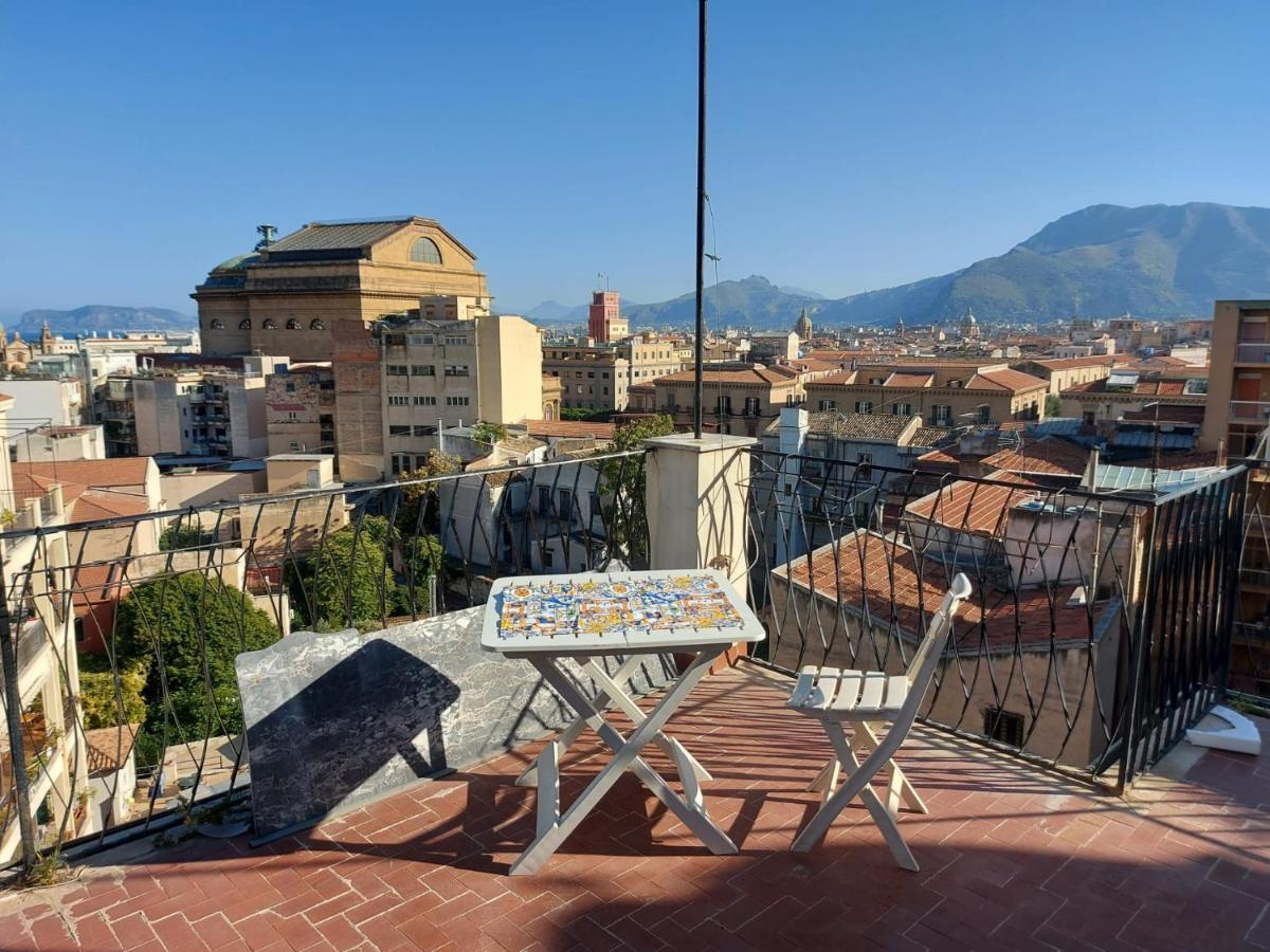 Casa Vacanze Francesca Otel Palermo Dış mekan fotoğraf